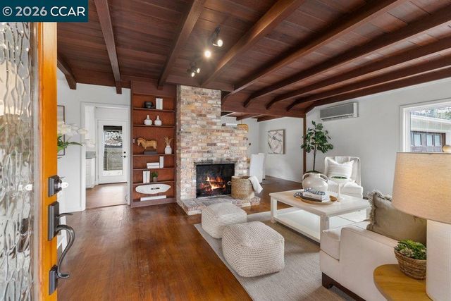 70 Carolyn Ct, Lafayette, CA 94549