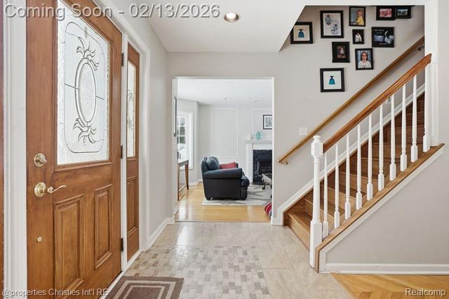 921 Kyle Court, White Lake Charter Township, MI 48383