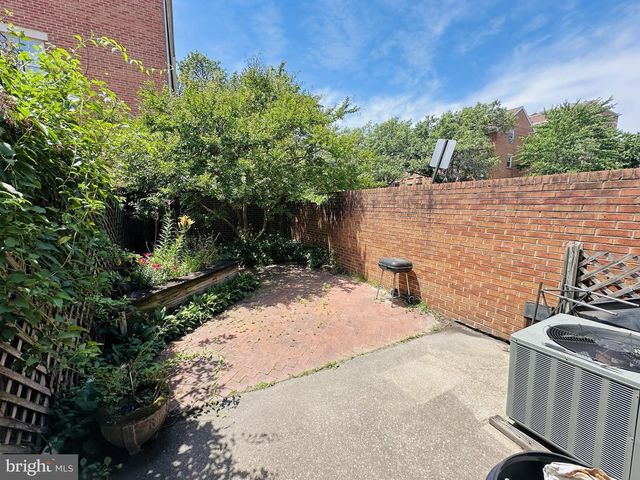 28 N WOLFE ST, Baltimore, MD 21231