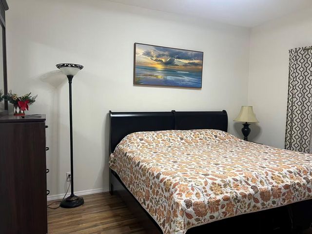2213 S Braeswood Blvd 13B, Houston, TX 77030