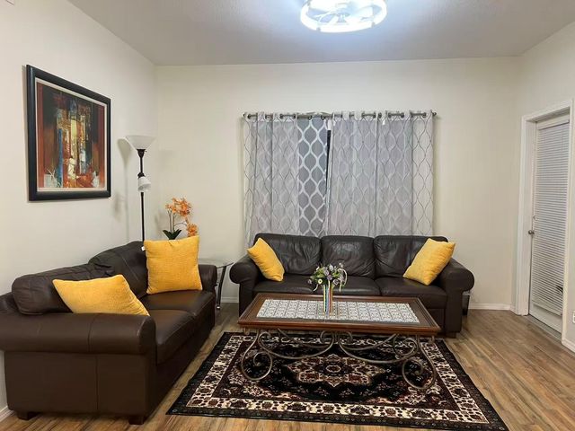 2213 S Braeswood Blvd 13B, Houston, TX 77030