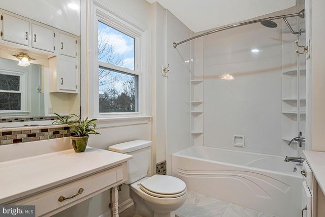 8714 ARLEY DR, Springfield, VA 22153