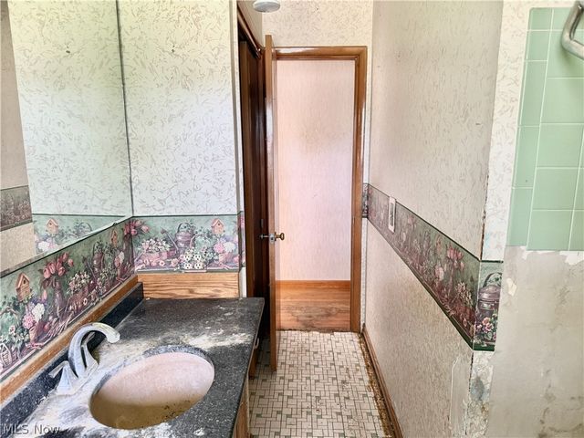 1201 Benskin Avenue SW, Canton, OH 44710
