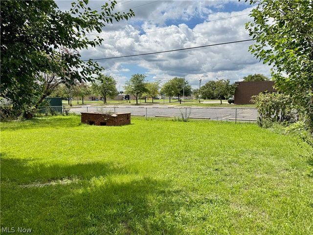 1201 Benskin Avenue SW, Canton, OH 44710