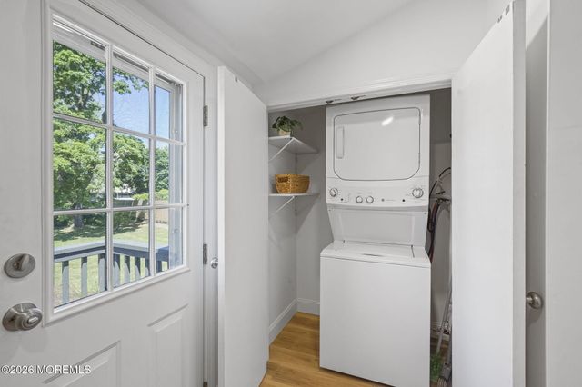 310 East Road, Belford, NJ 07718