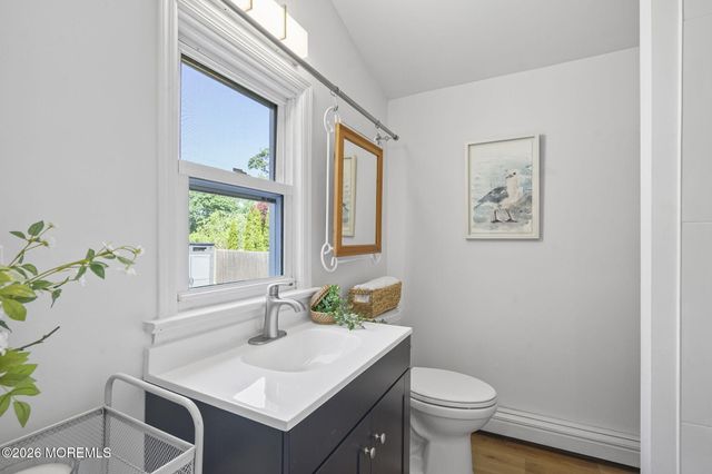 310 East Road, Belford, NJ 07718