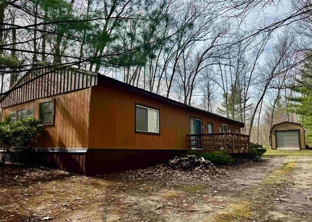 2691 Ridge Road, Harrison, MI 48625