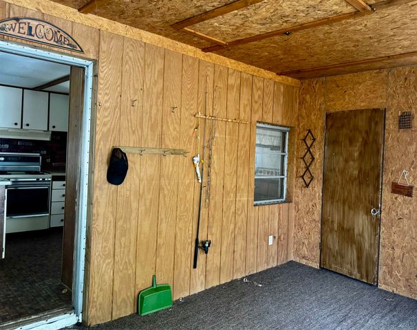 2691 Ridge Road, Harrison, MI 48625