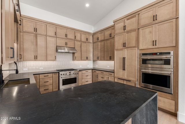 7363 E TURQUOISE Avenue, Scottsdale, AZ 85258