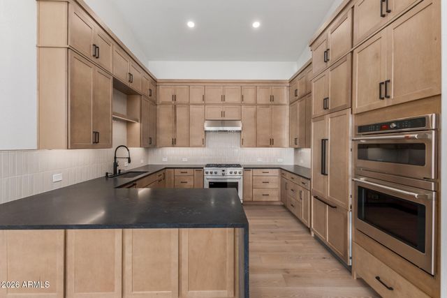 7363 E TURQUOISE Avenue, Scottsdale, AZ 85258