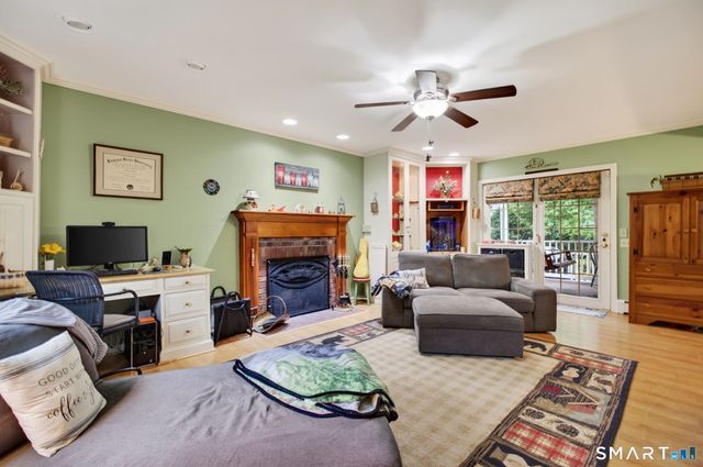 49 Overlook Avenue, Groton, CT 06355
