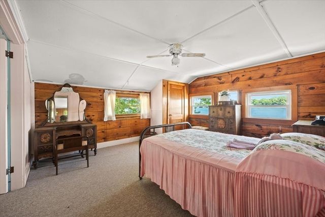 730 Eastside Rd, Wrentham, MA 02093