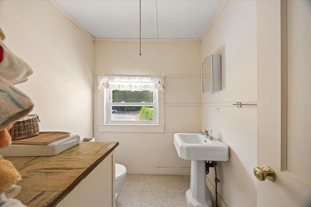 730 Eastside Rd, Wrentham, MA 02093