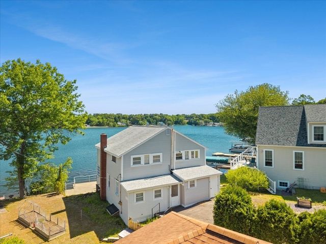 730 Eastside Rd, Wrentham, MA 02093