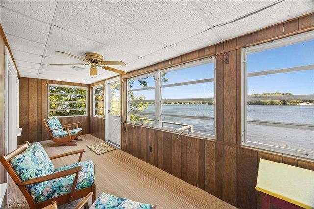730 Eastside Rd, Wrentham, MA 02093