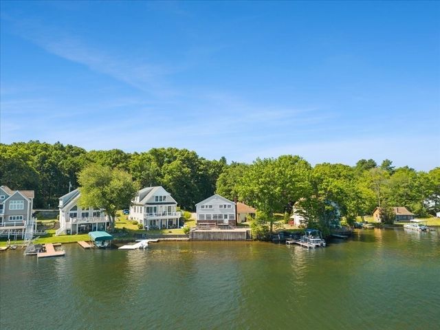 730 Eastside Rd, Wrentham, MA 02093