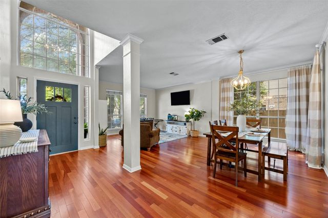 1214 Cardinal LN, Round Rock, TX 78681