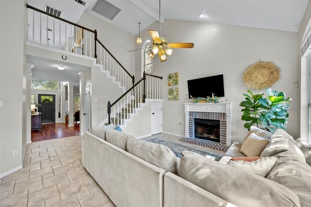 1214 Cardinal LN, Round Rock, TX 78681