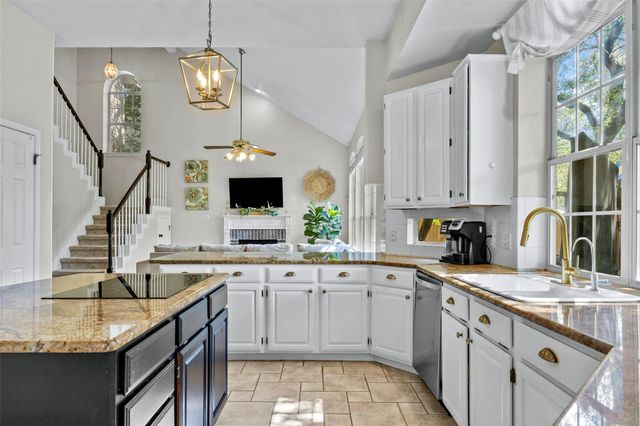 1214 Cardinal LN, Round Rock, TX 78681