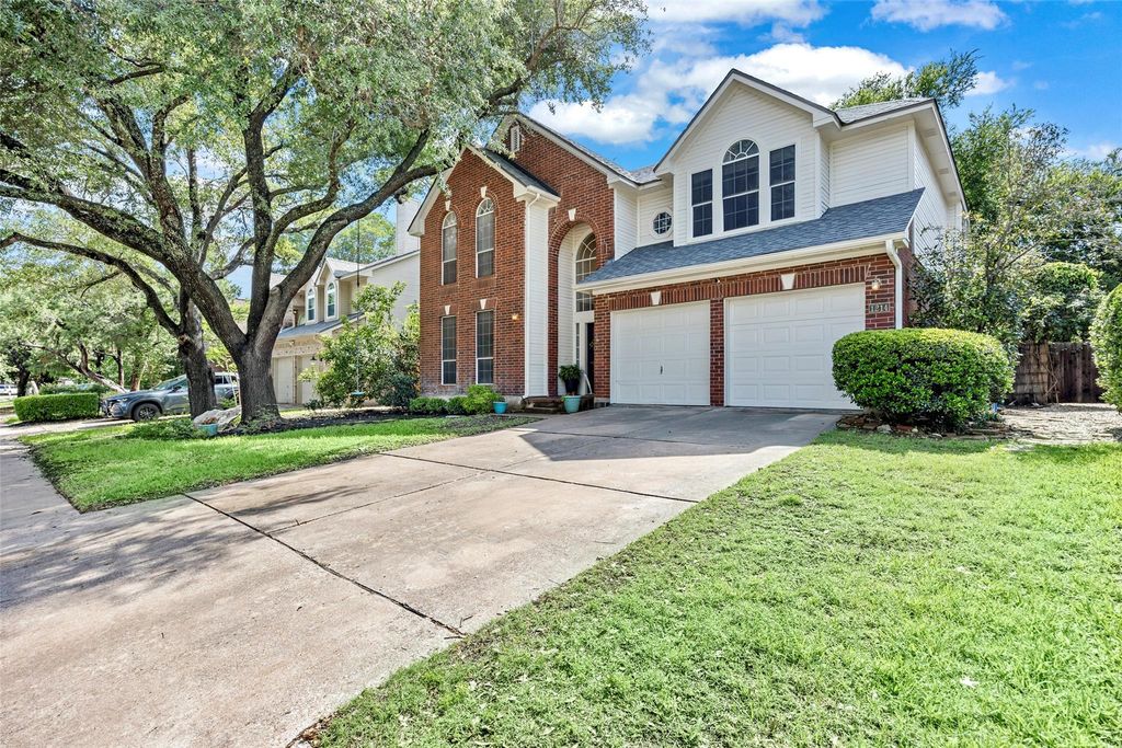 1214 Cardinal LN, Round Rock, TX 78681