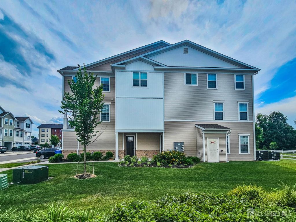 715 Station Road, Dunellen, NJ 08812