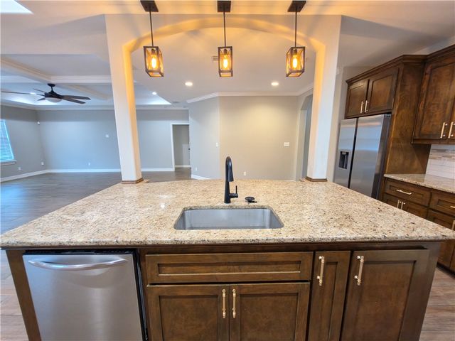 4129 Karo Dr, Corpus Christi, TX 78414