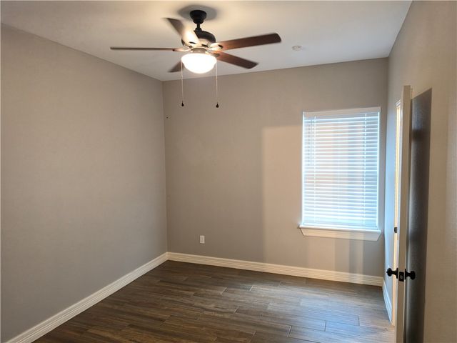 4129 Karo Dr, Corpus Christi, TX 78414