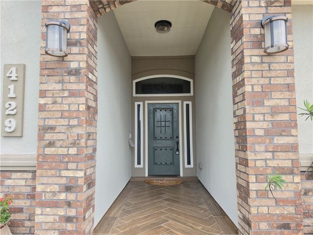 4129 Karo Dr, Corpus Christi, TX 78414