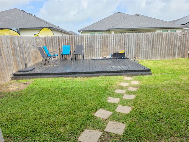 4129 Karo Dr, Corpus Christi, TX 78414