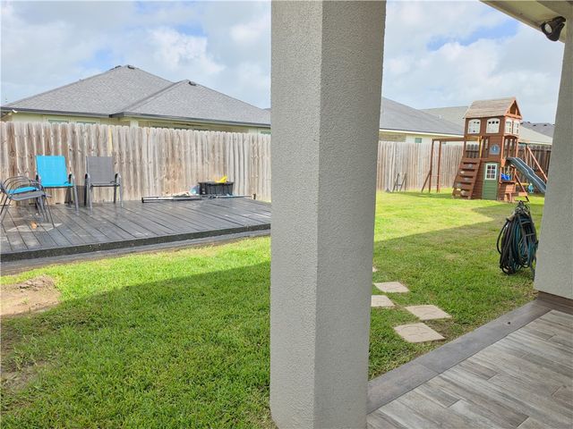 4129 Karo Dr, Corpus Christi, TX 78414