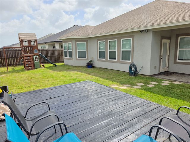 4129 Karo Dr, Corpus Christi, TX 78414