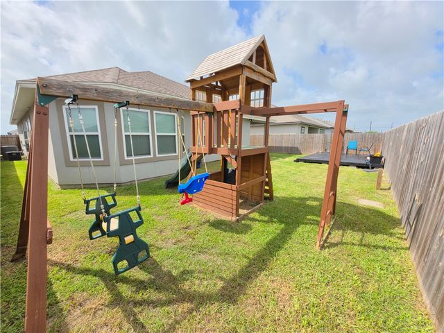 4129 Karo Dr, Corpus Christi, TX 78414
