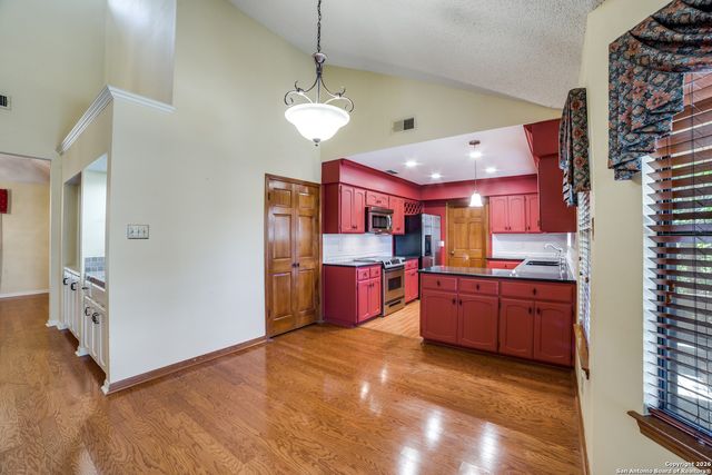 9711 Misty Trail, San Antonio, TX 78254