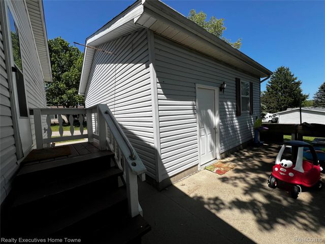 2218 Brent Street 63, Buel Township, MI 48422