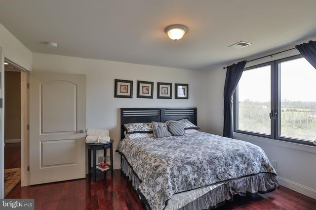 8728 CARDINAL RD, New Tripoli, PA 18066