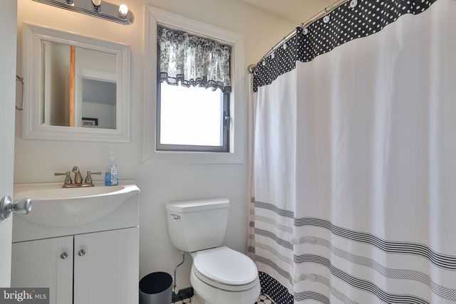 8728 CARDINAL RD, New Tripoli, PA 18066