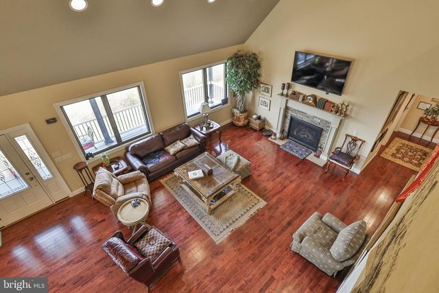 8728 CARDINAL RD, New Tripoli, PA 18066