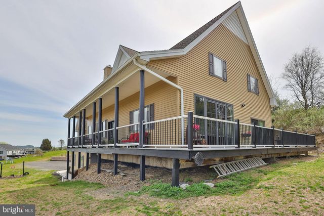 8728 CARDINAL RD, New Tripoli, PA 18066
