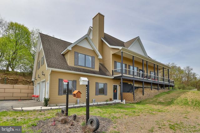 8728 CARDINAL RD, New Tripoli, PA 18066