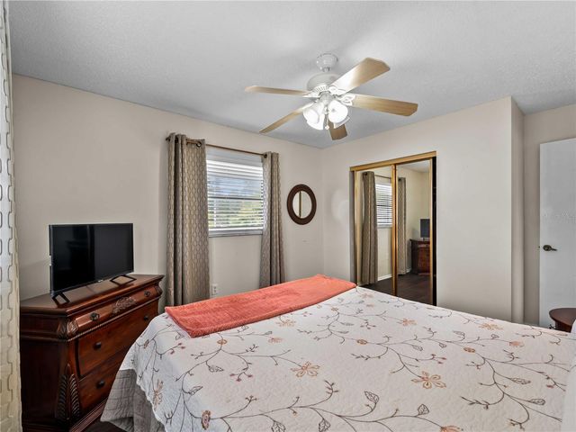 826 W VIRGINIA AVENUE, Punta Gorda, FL 33950