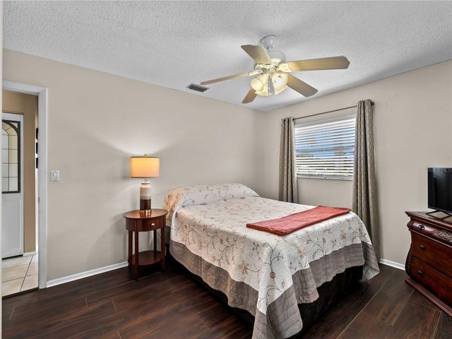 826 W VIRGINIA AVENUE, Punta Gorda, FL 33950