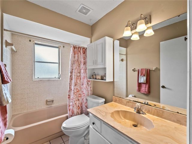 826 W VIRGINIA AVENUE, Punta Gorda, FL 33950