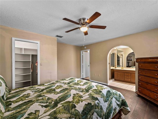 826 W VIRGINIA AVENUE, Punta Gorda, FL 33950