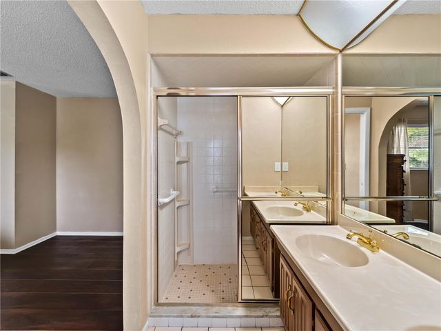 826 W VIRGINIA AVENUE, Punta Gorda, FL 33950