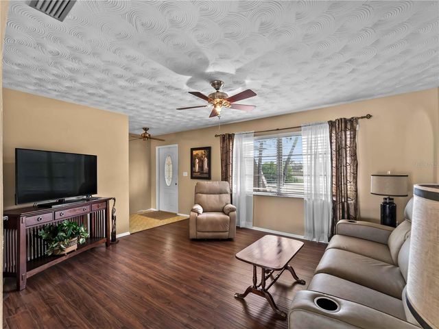 826 W VIRGINIA AVENUE, Punta Gorda, FL 33950