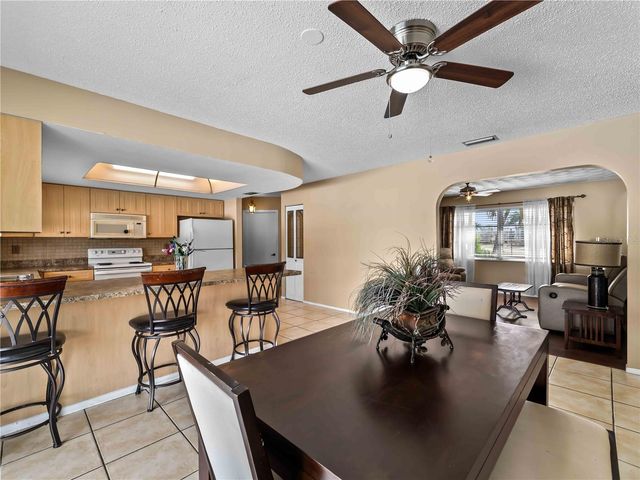826 W VIRGINIA AVENUE, Punta Gorda, FL 33950