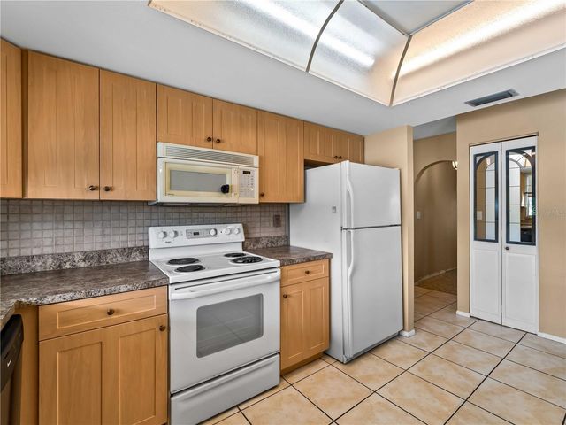 826 W VIRGINIA AVENUE, Punta Gorda, FL 33950