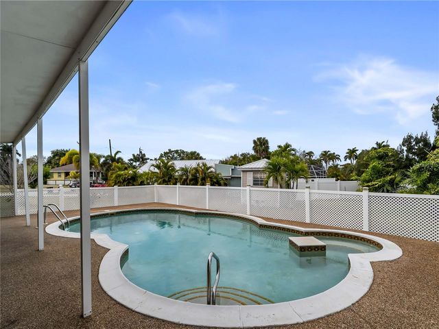 826 W VIRGINIA AVENUE, Punta Gorda, FL 33950