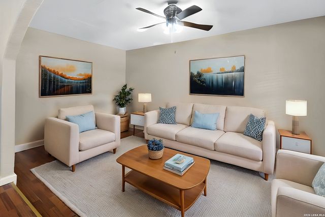 7318 Glen Cross, San Antonio, TX 78239