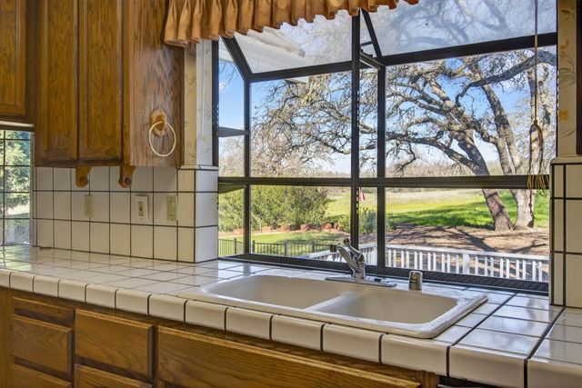 6178 Puerto Dr, Rancho Murieta, CA 95683